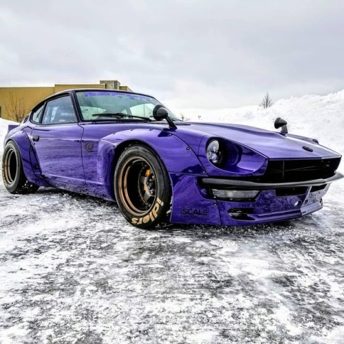 Purple lady @rwb_boonmee #farmofminds. . . . . #zcar #fairladyz #fairlady #240z #datsun #datsun280