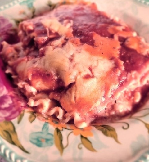Cheesy Chicken Lasagna - Main Dishes