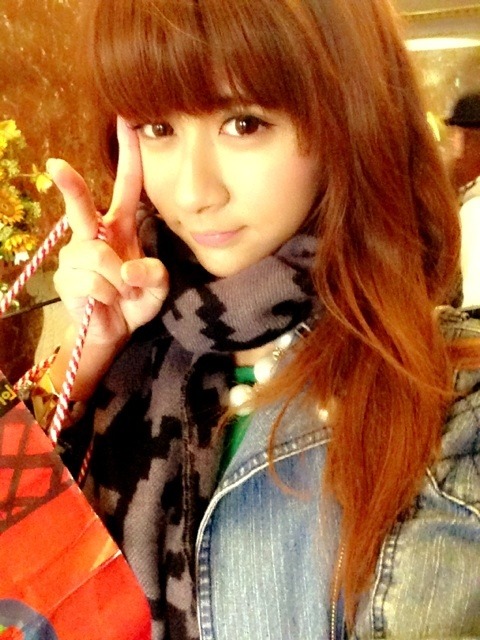 heyweathergirls:  [131230] Esse’s Ameblo Update.