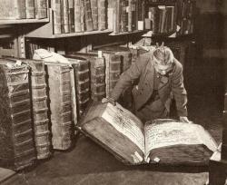 historicaltimes:  Prague Castle, Antiphonaries