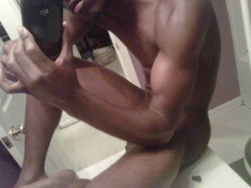 leyparis:  mekastar1:  cutie  He is cute, and so is his dick