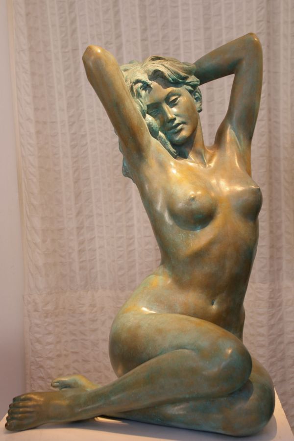 artparks-sculpture:  A sculpture entitled ‘Mirjam (Sitting Stretching Sensuous