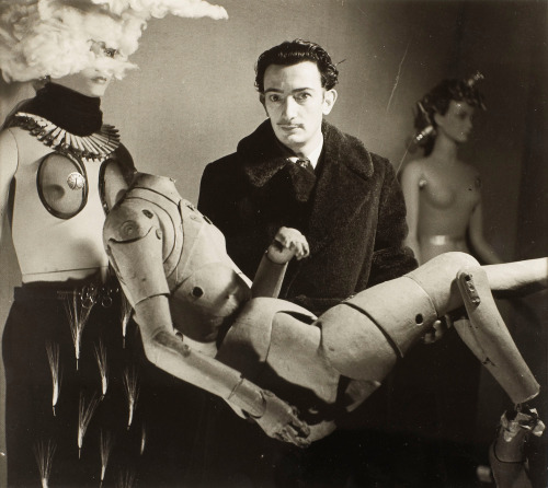 dappledwithshadow:  Salvador Dalí