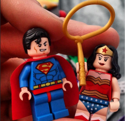 hellyeahsupermanandwonderwoman:    #lego