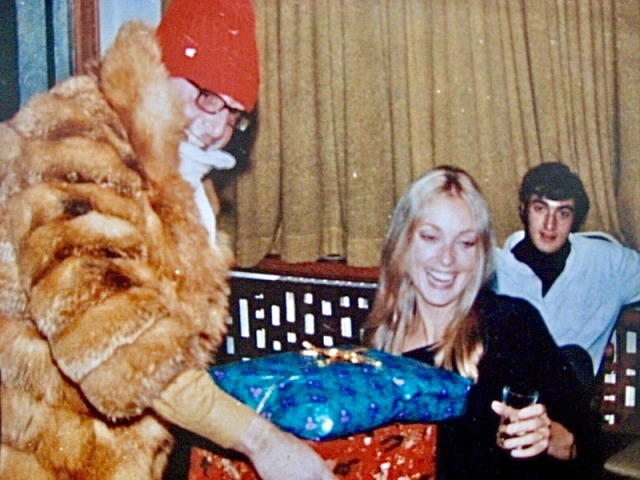 Peter Sellers and Sharon Tate celebrating Christmas 1968 in Cortina d'Ampezzo.