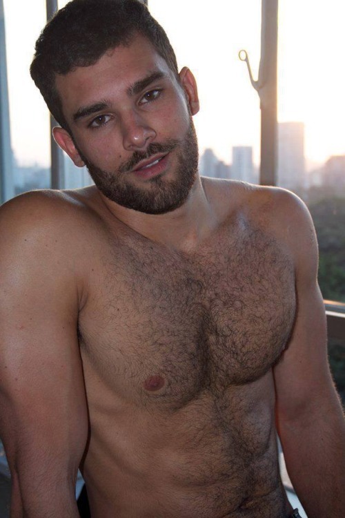 barebearx:  ~~PLEASE FOLLOW ME ** 😊😊😊🐼 ♂♂ OVER 47,000 FOLLOWERS  
