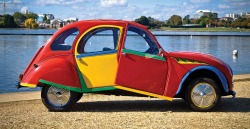 moodboardmix:  Andy Saunders. 1938 Citroën 2CV6 Picasso. 