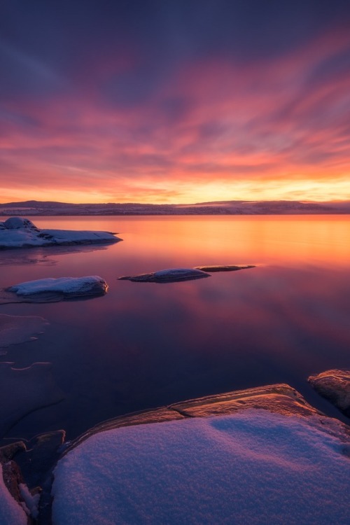 Break of Dawnby Ole Henrik Skjelstad