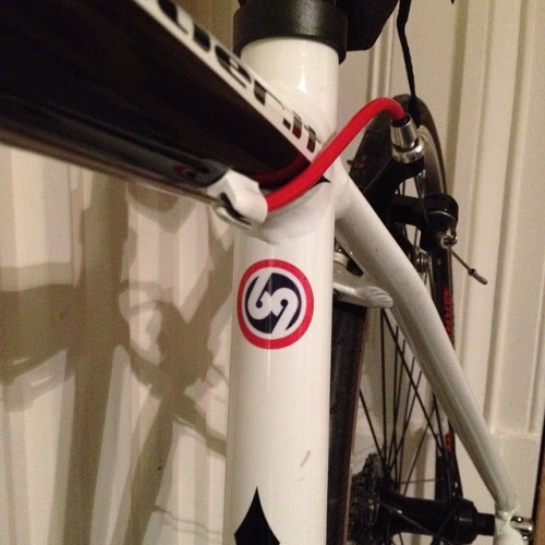 peapodparry: Sneaky little 69cycles sticker spotted on Strumpet, post-service!