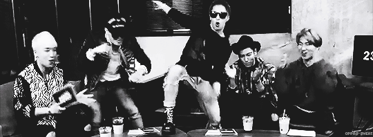 oppas-sweat-deactivated20150728: control yourselves..!