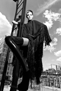 latex-stockings-in-fashion:  Found @ Strangely Compelling http://strangelycompelling.net Photography – Dawidh Orlando Stylist – May Austin Title – J-P Model – Jessica Pitti (???) Publication – Note by Heed Magazine 