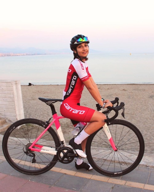 cyclingbaby:Bilge Ece Seyhan The essence Life