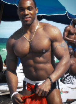 blackmalefreaks:  blackgaygifs:  He could be Michael Strahan’s brother - sexy black men at black gay gifs  ♀ BLACK-MALE-FREAKS ♂  #TeamFreaks #blackmalefreaks  