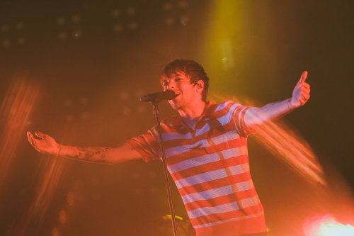 louistomlinsoncouk: Louis on stage in Bogotá, Colombia - 3/6