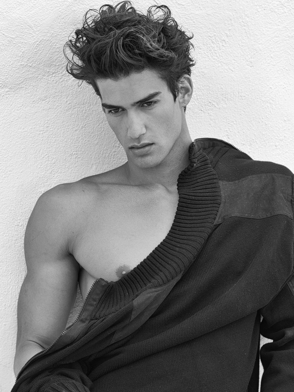 grabyourankles:  Kaylan Morgan