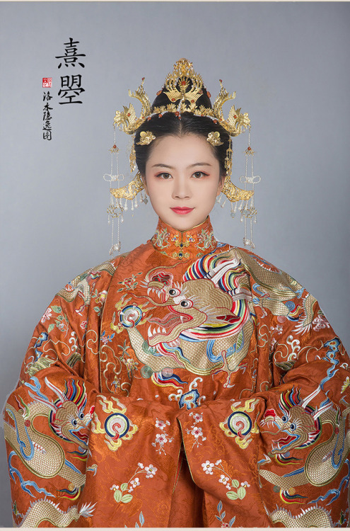 Traditional Chinese hanfu by 锦瑟衣庄