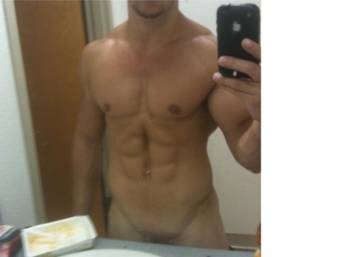 laydee4tradiez: Ripped