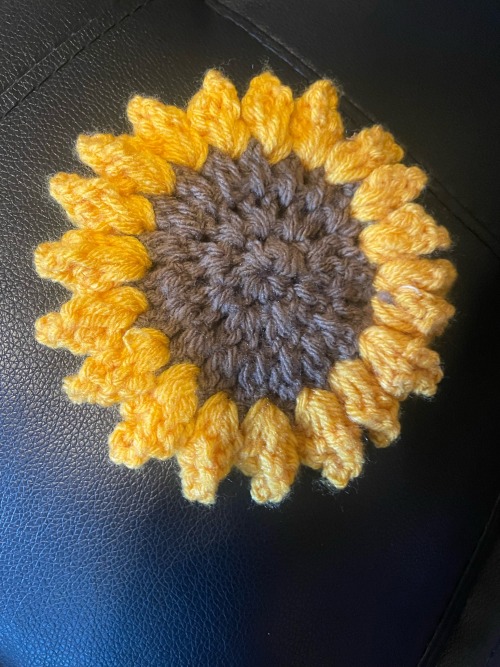 Foxi.ny Promoting My Moms Crochet Sunflower Coaster