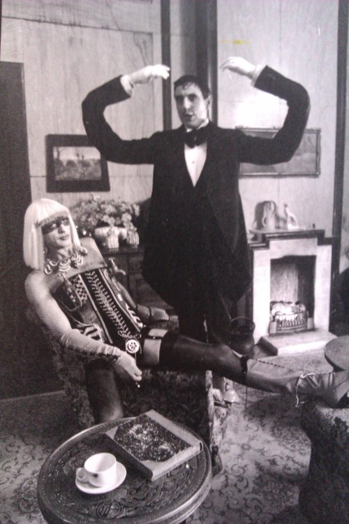 sovietcigarettesandstuff:Il tag #lady gaga #oh no it’s GRAHAM!è la cosa più bella di questa giornata