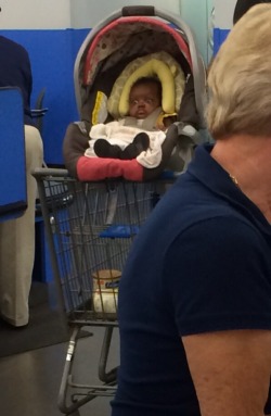 weallheartonedirection:  Walmart baby has seen some shit.