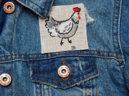 Embroidered Chicken Lover Brooch //UniqueByHannah