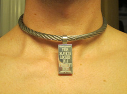 chastitybeltwearer:  An old collar I had,