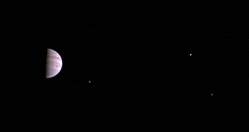 stargateatlspace:    NASA’s Juno Spacecraft Sends First In-orbit View   