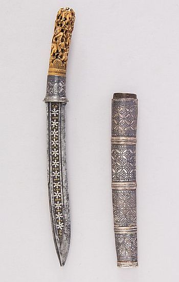 art-of-swords:Dha Knife with SheathDated: 19th centuryCulture: BurmeseMedium: steel, ivory, copper, 