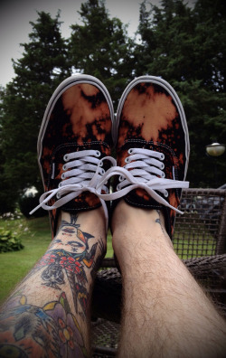 kingfantastic:  Bleached my Vans yesterday.