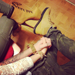 albaniangirl96:  giuseppes-and-louboutins:  Giuseppes-and-Louboutins.tumblr.com  xx