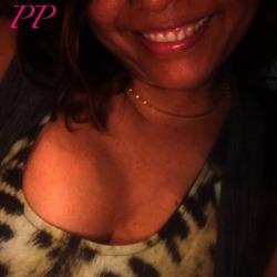 pinayprincessbeauty:  monchichitamberine:  Happy Monday, lovely @monchichitamberine .  Christmas is coming and I only have smiles to give.👰🏾💋💋💋http://pinayprincessbeauty.tumblr.com   💋💋💋Thank you for submitting to Mouth Monday!