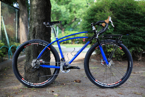 kinkicycle:  *RETROTEC* the triple 650B MTB complete bike by BLUE LUG Via Flickr: