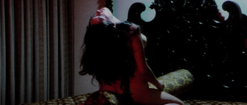 Porn photo cinemasavage:  Female Vampire (Dir. Jess