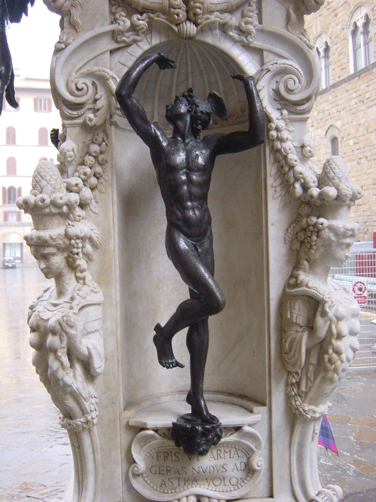ganymedesrocks:  Benvenuto Cellini’s Perseus’ statue (1545 – 1554) rests upon
