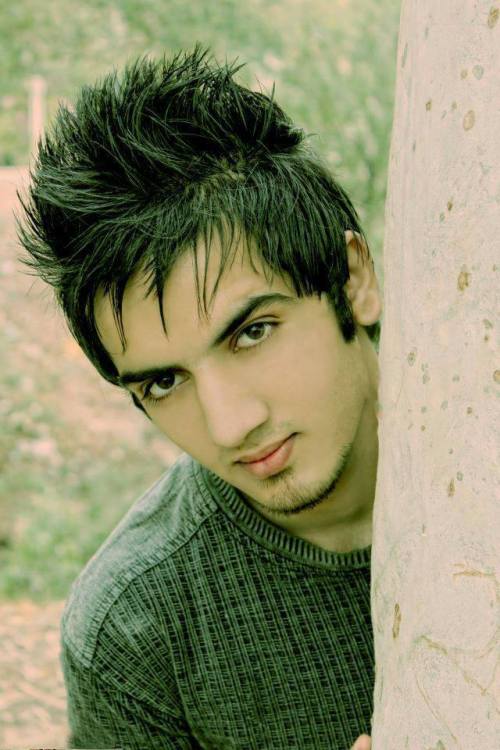 desi-boyz:  http://desi-boyz.tumblr.com/ 