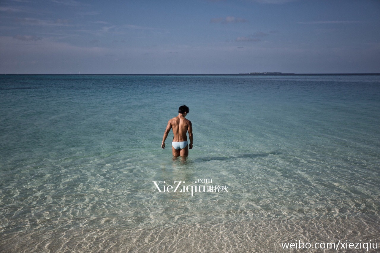 hunkxtwink:  XieZiQiu Photography   Hunkxtwink - More in my archive   