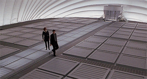myellenficent:The X Files: Fight The Future (1998)dir. Rob Bowman