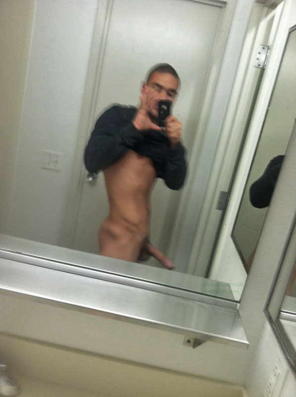 thecircumcisedmaleobsession:  22 year old straight Marine stationed in Camp Pendleton,