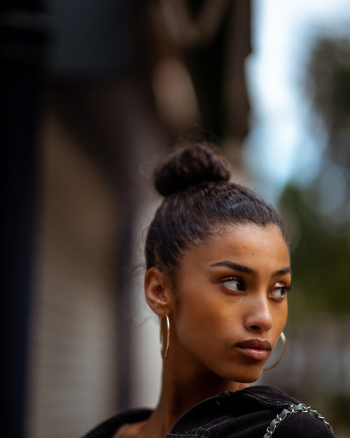 wlfwelovefashion:  https://www.instagram.com/p/BjzQN0TnV78/?taken-by=imaanhammam