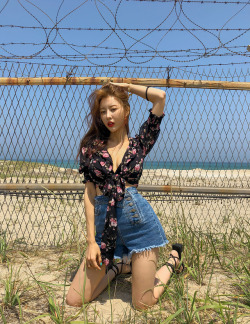 korean-dreams-girls:  Ji Na - May 21, 2019