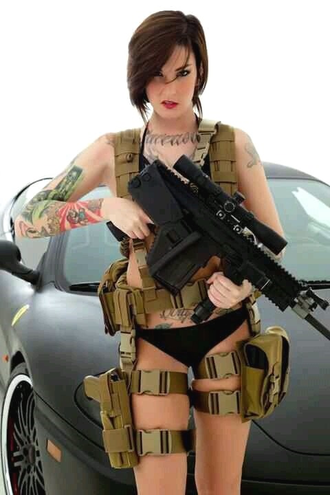 babe-with-gun:  Babe With Gun