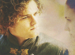 michaelaspratt:  Game of Thrones meme - 5 houses - [3/5] - House Tyrell “Growing