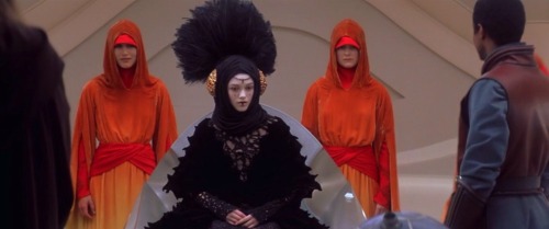 femmequeens:  Natalie Portman and Keira Knightley in Star Wars: Episode I The Phantom Menace (1999) 