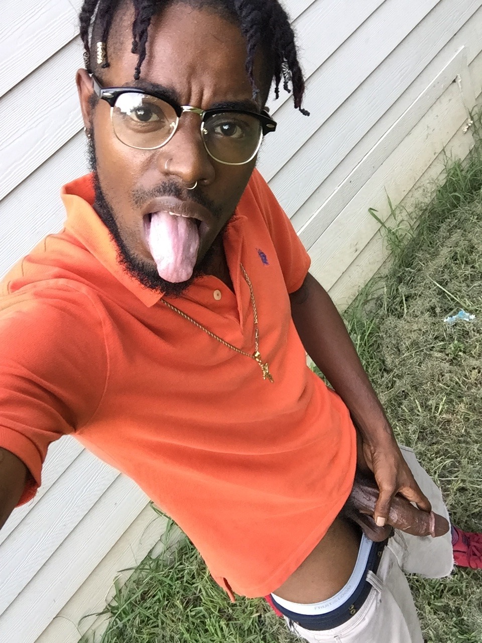 bigdaddyminaj:  🚨🚨Reblog/Like if your DICK is bigger than 6 inches🚨🚨NO