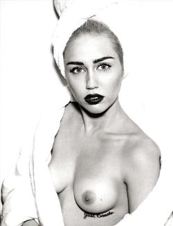 beenterminated8times:Miley Cyrus boobs https://ift.tt/2uC1C8m