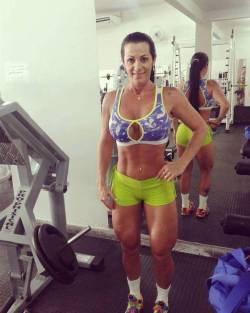 Hot Muscular Women