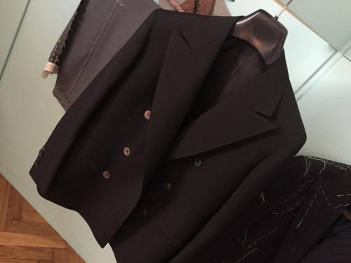 Our housecut doublebreast blazer in black mohair for women and italian mop buttons - Trunkshow @thea