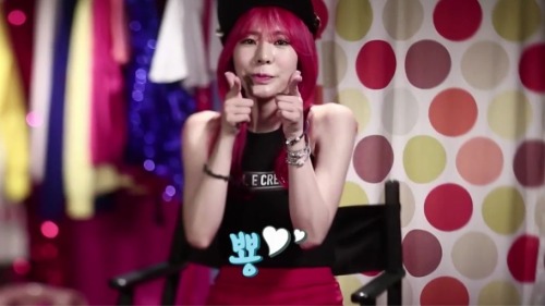 sunny-sunshiner: [CAPS] Sunny in ‘채널소녀시대’ Pt.2