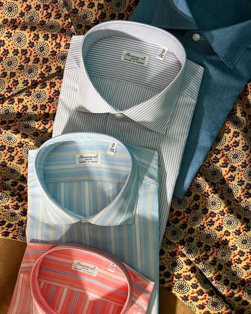 #carloriva cotton #shirts  This shirt is hand made with a refined 100% cotton italian luxury fabric 