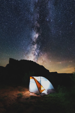 captvinvanity:  Camp vibes | Photographer